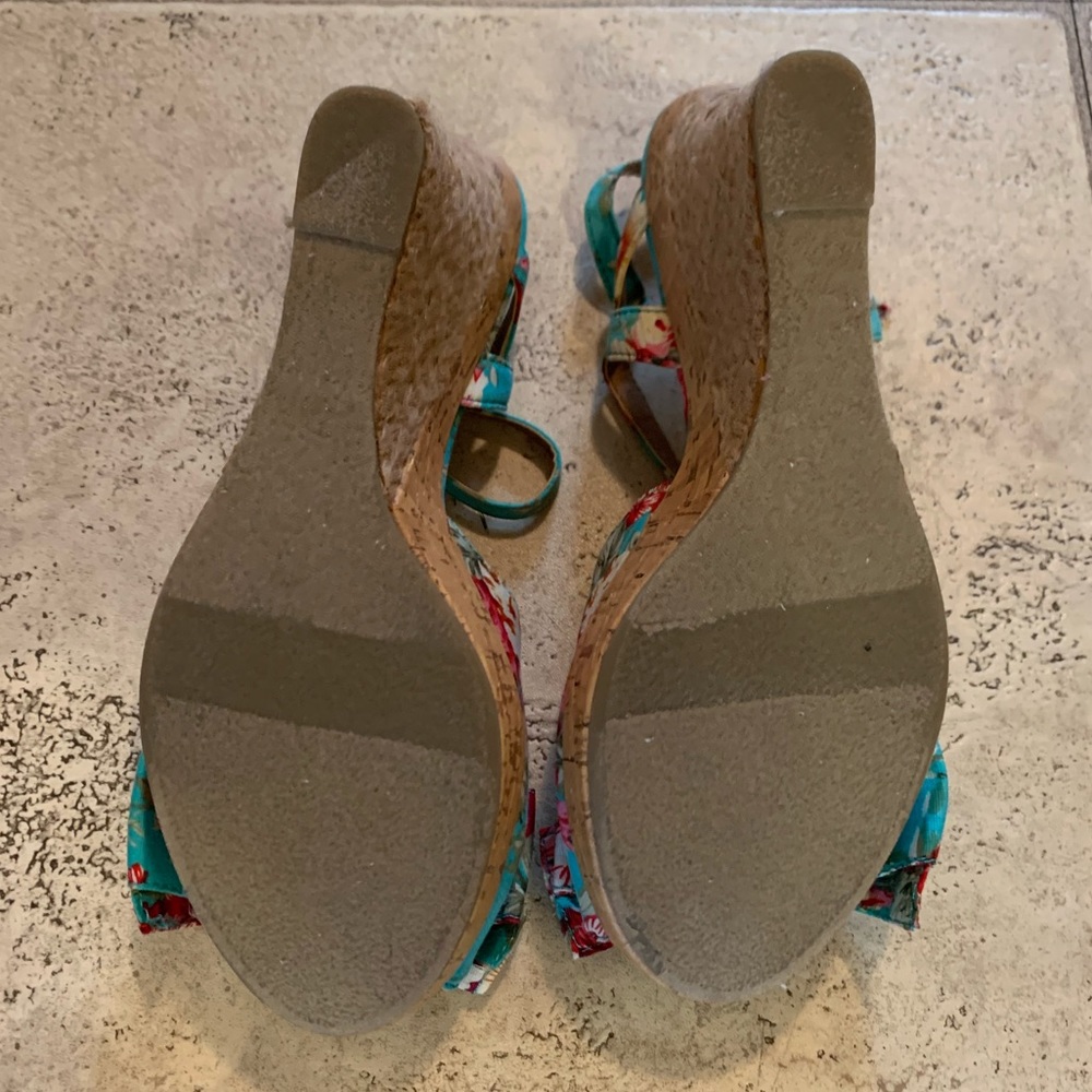 SO espadrille peep toe floral wedges, size 9 NWOT - Picture 6 of 6